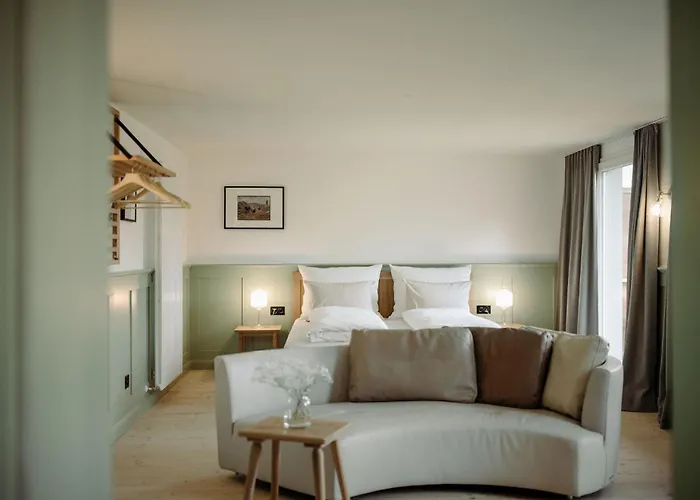 The Hus Am Weinberg Hotel 3*